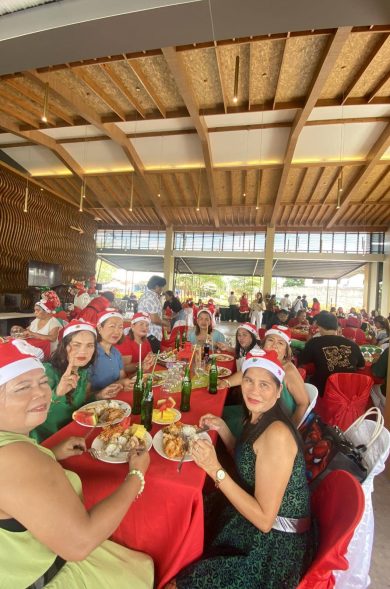 seller Christmas party (5)