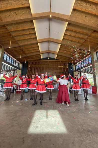 seller Christmas party (8)